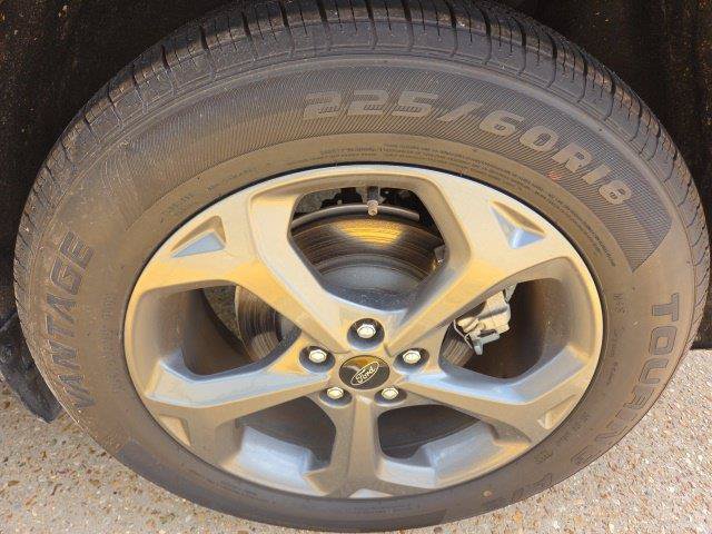 Certified 2025 Ford Escape ST-Line FWD image 18