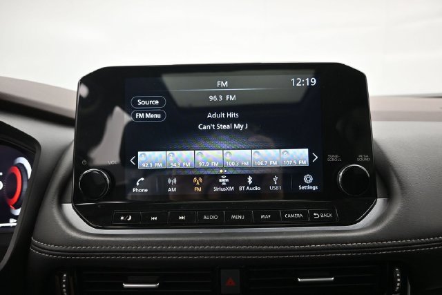 Used 2023 Nissan Rogue Platinum w/ Platinum Premium Package AWD/4WD image 13