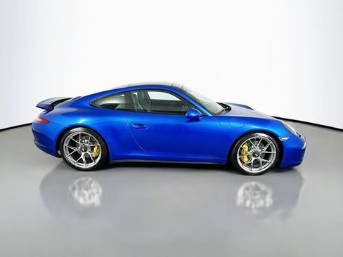 Certified 2016 Porsche 911 Carrera GTS RWD image 8