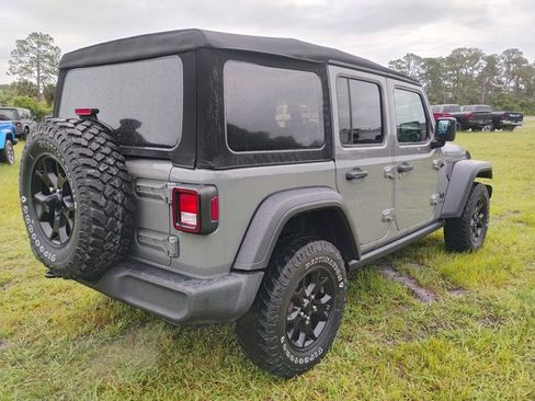 Used 2021 Jeep Wrangler Unlimited Sport AWD/4WD image 6