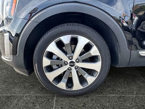 Used 2022 Kia Telluride EX w/ EX Premium Package image 14