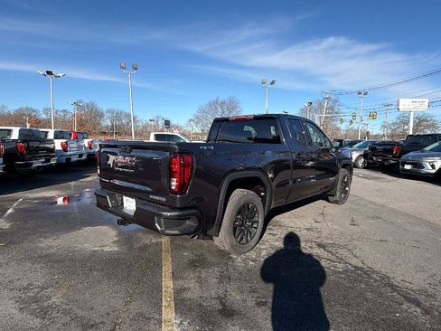 New 2026 GMC Sierra 1500 Elevation image 7