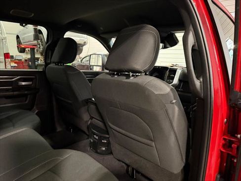 Certified 2024 RAM 2500 Big Horn w/ Night Edition AWD/4WD image 12