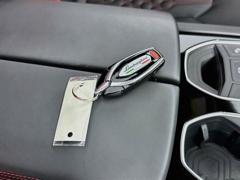 Used 2024 Lamborghini Urus S AWD/4WD image 62