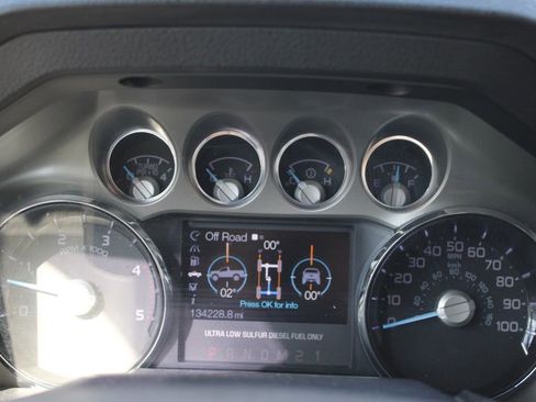 Used 2014 Ford F350 Lariat w/ Lariat Ultimate Package image 32