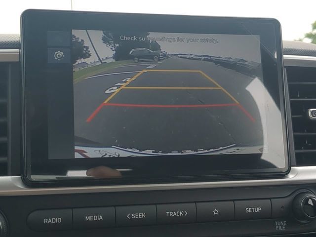 Used 2026 Hyundai Venue SEL FWD image 19