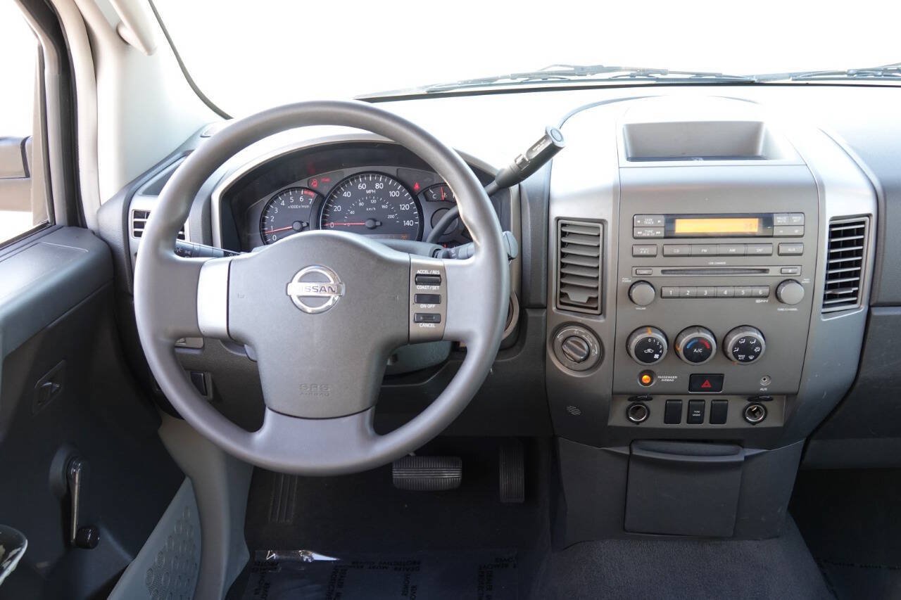 Used 2004 Nissan Titan XE w/ (PRF) Preferred Pkg AWD/4WD image 58