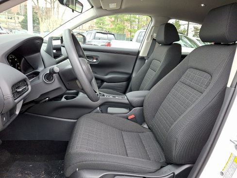 New 2026 Honda HR-V LX image 10