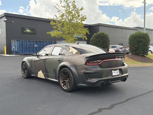 Used 2021 Dodge Charger SRT Hellcat RWD image 15