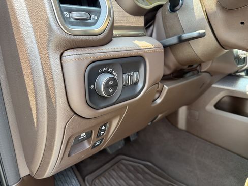 Used 2025 RAM 1500 Limited w/ Bed Utility Group AWD/4WD image 39