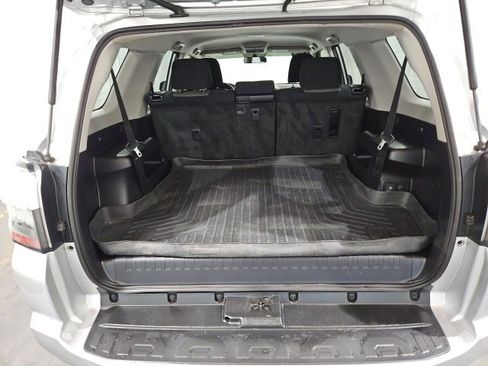 Used 2019 Toyota 4Runner SR5 image 9