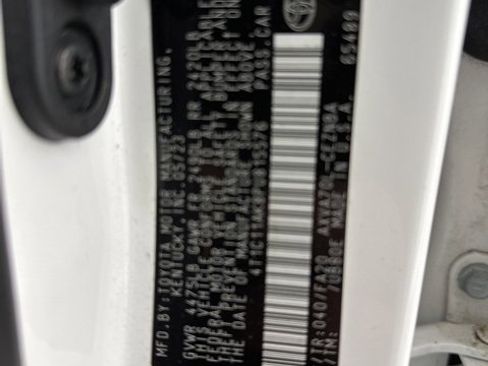 Used 2023 Toyota Camry LE image 30