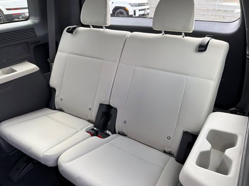 New 2026 Hyundai Santa Fe SE image 18