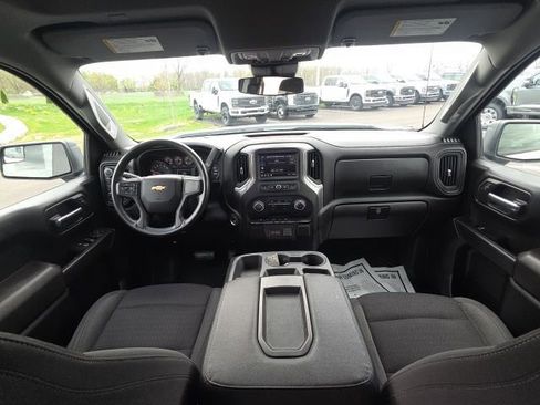 Used 2022 Chevrolet Silverado 1500 Custom image 16
