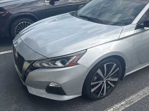 Used 2022 Nissan Altima 2.5 SR image 8