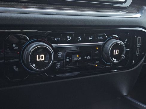 Used 2024 Chevrolet Silverado 1500 RST w/ Convenience Package II image 25