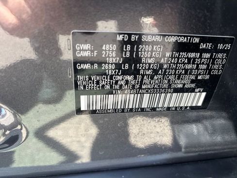Certified 2025 Subaru Outback Limited AWD/4WD image 9