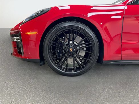 Certified 2026 Porsche Panamera GTS AWD/4WD image 34