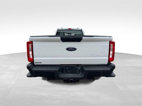 Used 2024 Ford F350 XL w/ FX4 Off-Road Package AWD/4WD image 4