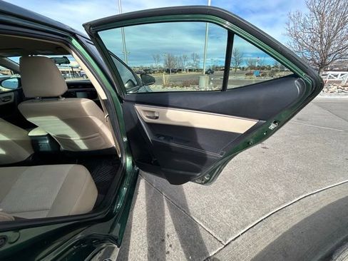 Used 2016 Toyota Corolla LE image 24