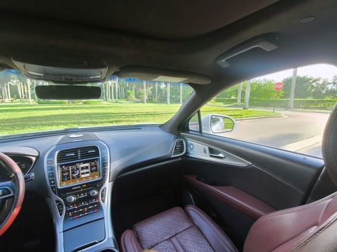 Used 2019 Lincoln Nautilus Black Label AWD/4WD image 28