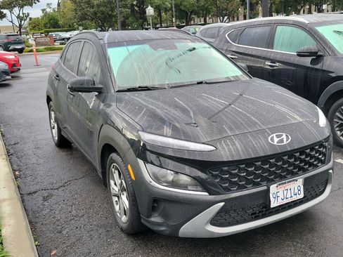 Certified 2023 Hyundai Kona SEL image 3