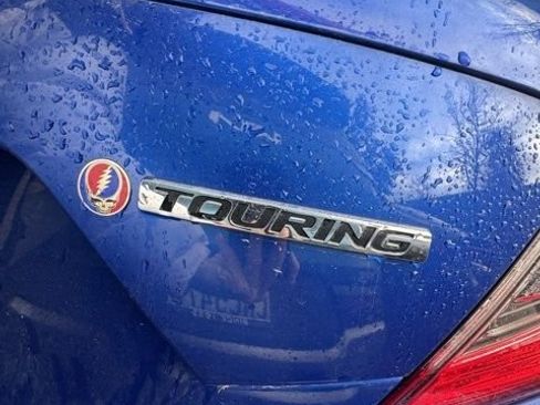 Used 2016 Honda Civic Touring image 10