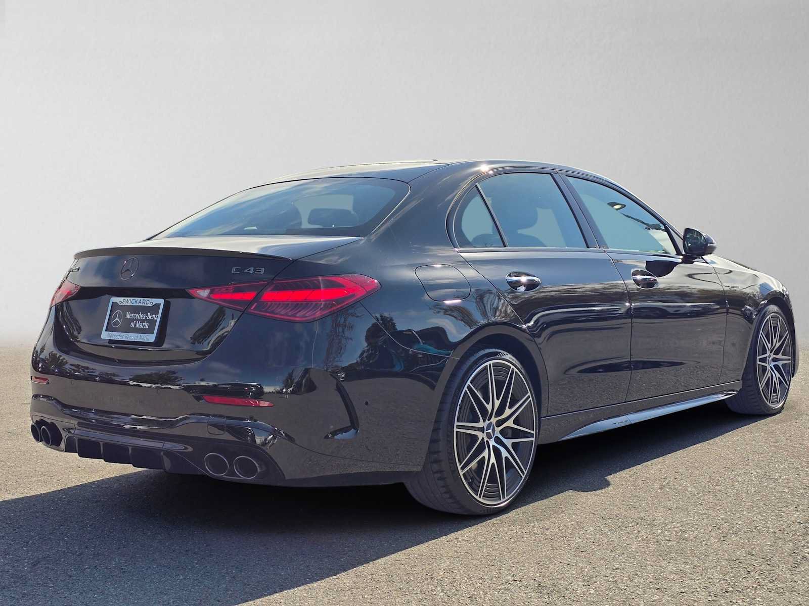 Used 2026 Mercedes-Benz C 43 AMG 4MATIC Sedan image 3