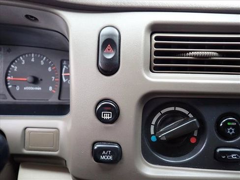Used 2000 Mitsubishi Montero Sport LS RWD image 17