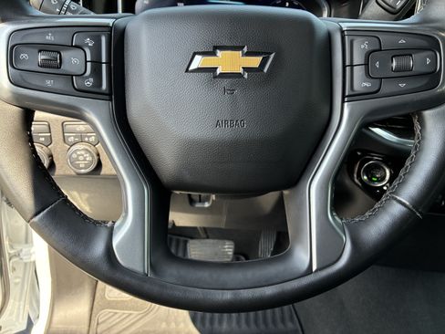 Used 2025 Chevrolet Silverado 2500 LT w/ Convenience Package AWD/4WD image 29