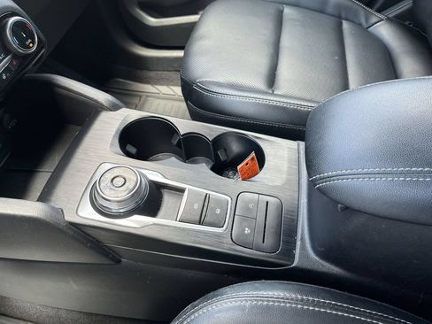Used 2022 Ford Escape SEL AWD/4WD image 20
