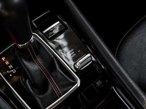 Used 2022 Jeep Compass Limited image 33