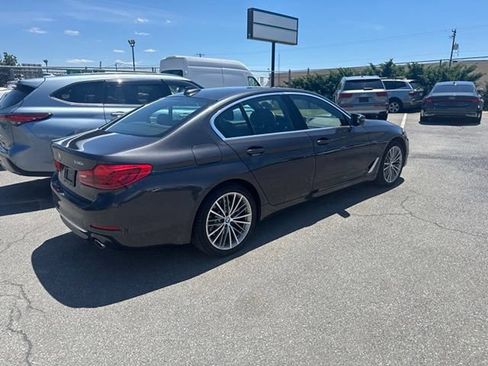 Used 2020 BMW 530i xDrive w/ Premium Package AWD/4WD image 8