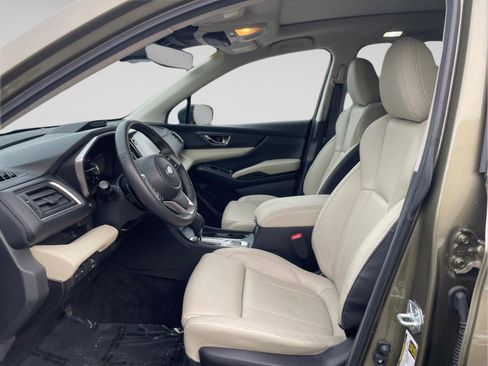 Certified 2024 Subaru Ascent Limited w/ Technology Package image 2
