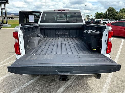 Used 2022 Chevrolet Silverado 3500 High Country AWD/4WD image 31