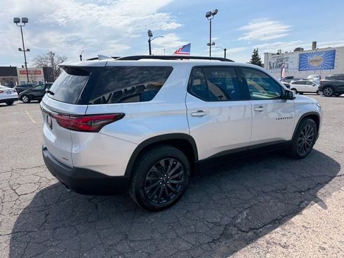 Used 2022 Chevrolet Traverse RS w/ LPO, Floor Liner Package AWD/4WD image 8