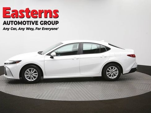 Used 2025 Toyota Camry LE FWD image 61