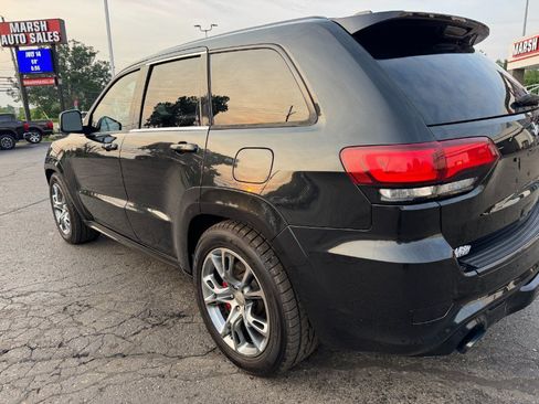 Used 2014 Jeep Grand Cherokee SRT8 w/ Luxury Group II AWD/4WD image 10
