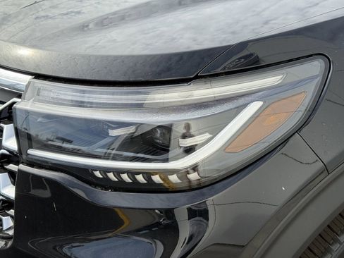 New 2026 Ford Explorer Platinum RWD image 6