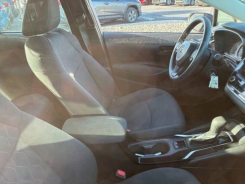 Used 2022 Toyota Corolla LE image 19