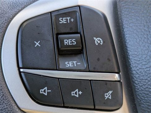 Certified 2023 Ford Explorer XLT w/ Equipment Group 202A image 23