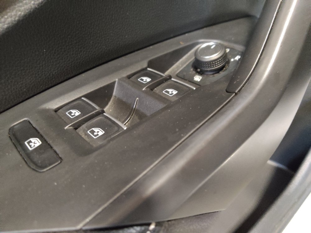 Used 2025 Volkswagen Jetta S FWD image 27