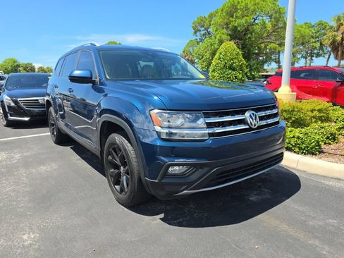 Used 2018 Volkswagen Atlas SE AWD/4WD image 3