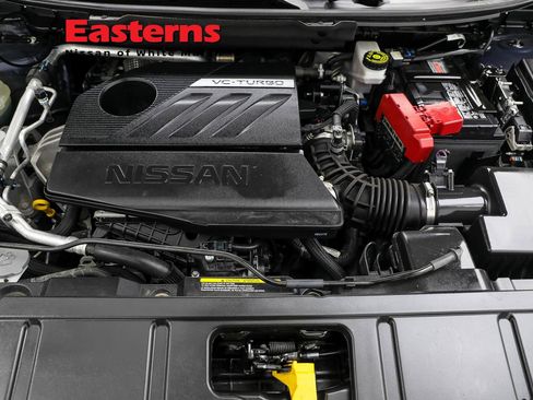 Used 2023 Nissan Rogue S image 10