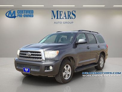 Used 2017 Toyota Sequoia SR5 w/ Premium Package