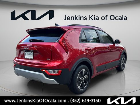 New 2026 Kia Niro LX FWD image 3