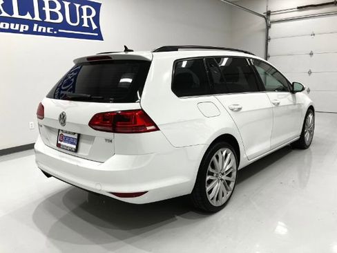 Used 2015 Volkswagen Golf TDI SE image 17