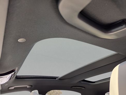 Used 2023 Mercedes-Benz C 300 C 300 image 16