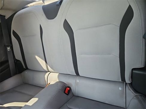 Used 2018 Chevrolet Camaro LT w/ RS Package image 13