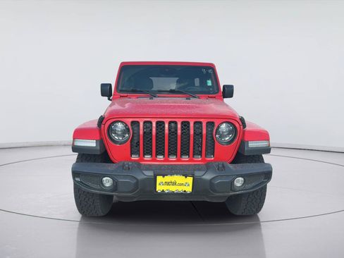 Used 2023 Jeep Wrangler Unlimited Sahara AWD/4WD image 2